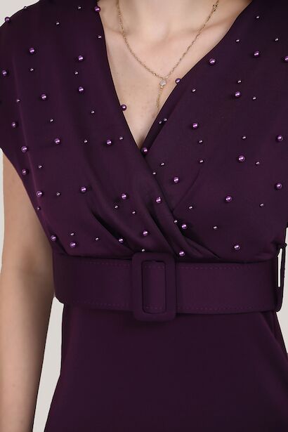 Kadın V Yaka İncili Detaylı Kemerli Midi Boy Elbise  Koyu Mor 6