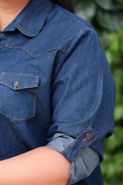 Büyük Beden Kol Katlamalı Kot Gömlek  Lacivert 9