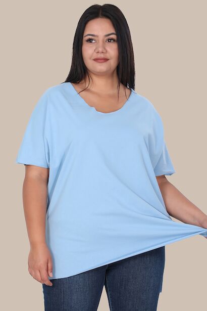 Büyük Beden V Yaka T-shırt 