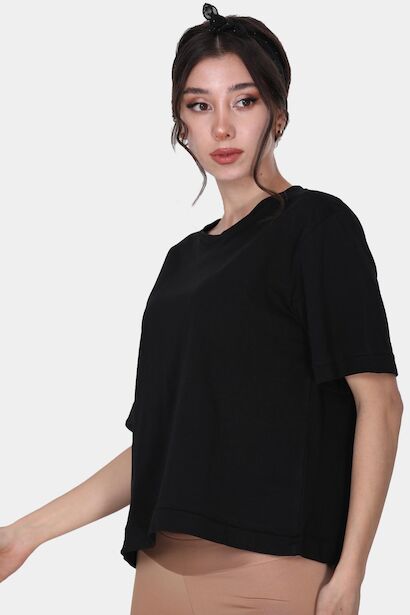 Kadın Bisiklet Yaka T-shirt  Siyah