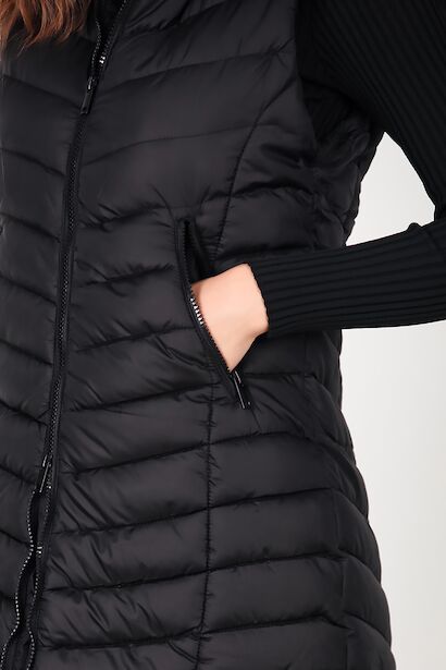 Kadın Uzun Kapşonlu Şişme Yelek  Siyah 9