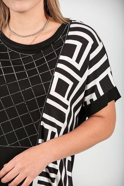 Büyük Beden Desenli Bluz  Siyah 6