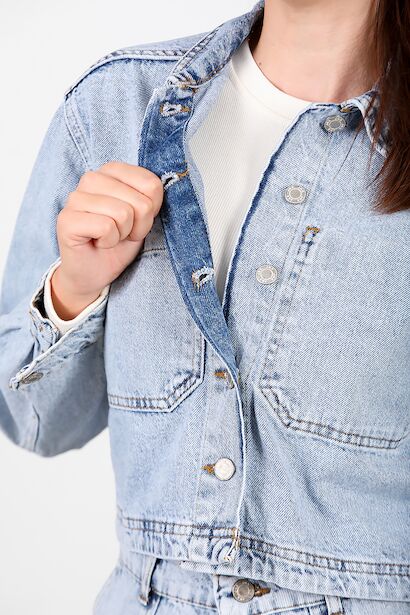 Kadın Ters Cep Kısa Kot Ceket  Kot 9