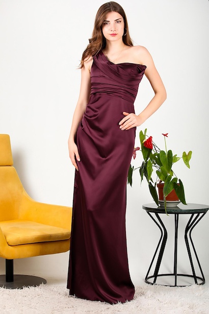 Kadın Tek Omuz Saten Abiye