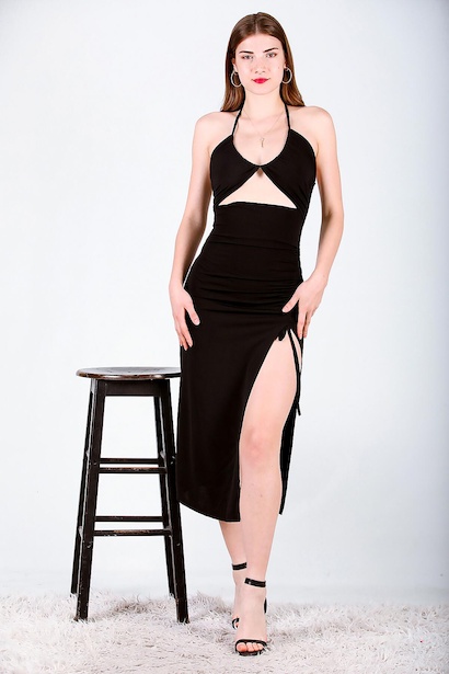 Kadın Boyundan Bağlamalı Midi Boy Elbise