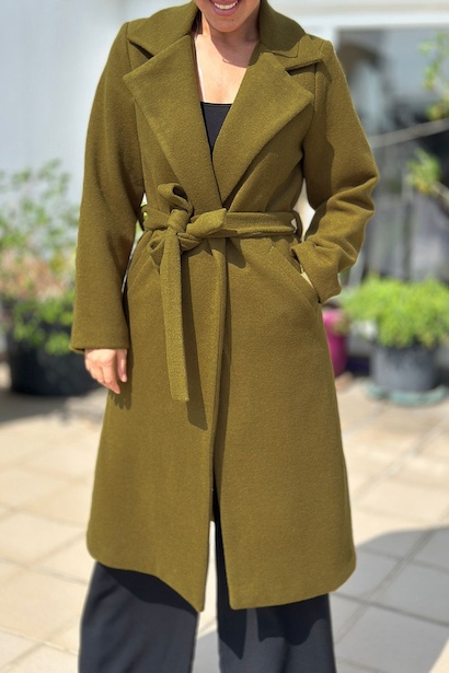 Kadın Bel Kuşaklı Kaban