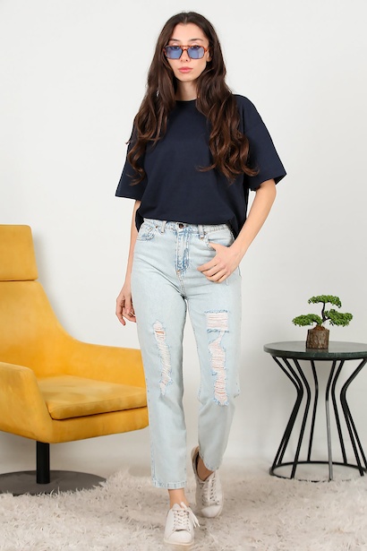 Kadın Yırtık Detaylı Mom Jeans Pantolon