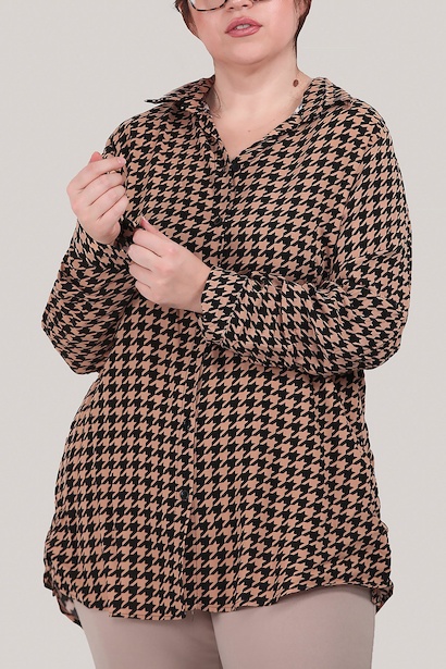 Büyük Beden Kol Katlamalı Gömlek Bej