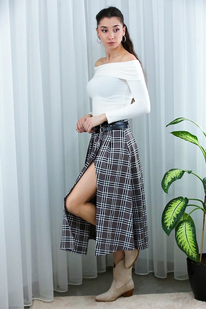 Kadın Kemer Detaylı Yırtmaçlı Ekose Etek 