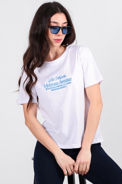 Kadın Ön Nakışlı Penye Tshırt 