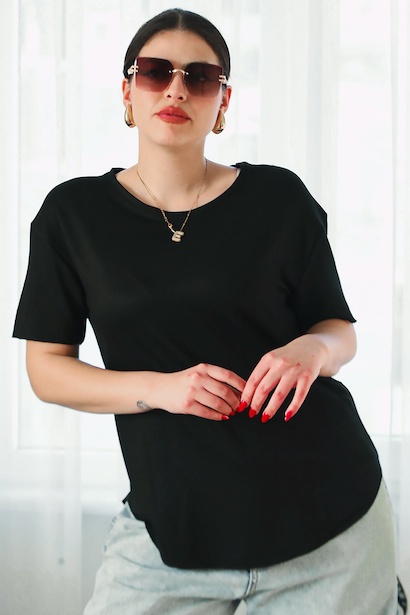 Büyük Beden Eteği Oval Bisiklet Yaka Tshırt 