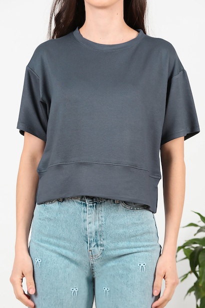 Kadın Bisiklet Yaka Yan Yırtmaçlı T-shırt  Füme 6