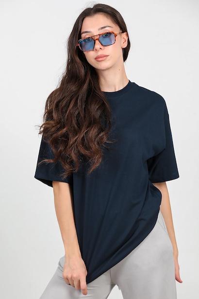 Kadın Bisiklet Yaka Oversize Tshırt 