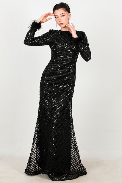 Kadın Kol Ucu Tüy Detay Pullu Uzun Abiye 