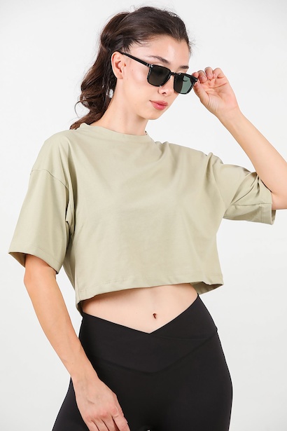 Kadın Bisiklet Yaka Kısa Tshirt 