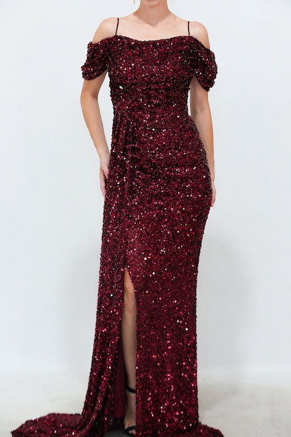 Kadın Düşük Omuz Yırtmaçlı Pullu Uzun Abiye  Bordo 6