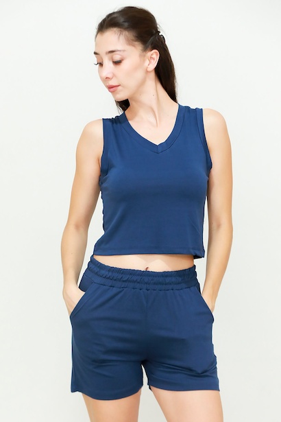 Kadın V Yaka Askılı Şortlu Takım 