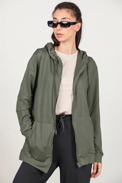 Kadın Fermuarlı Cepli Kapşonlu Ceket 