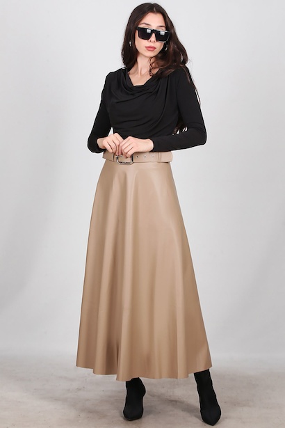 Kadın Uzun Kemerli Deri Etek 