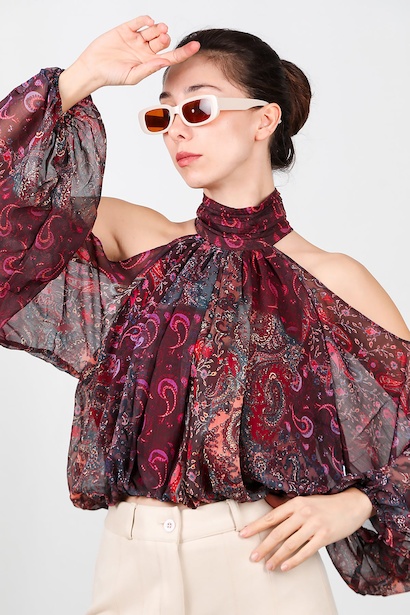 Kadın Omzu Açık Bel Lastikli Bluz 