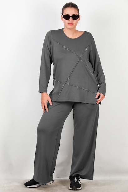 Büyük Beden Önü Taş İşlemeli Takım 