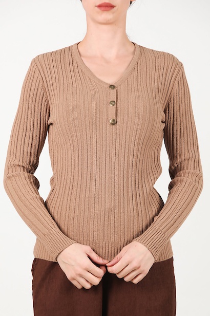 Kadın V Yaka Üç Düğmeli Triko Kazak  Bej 6