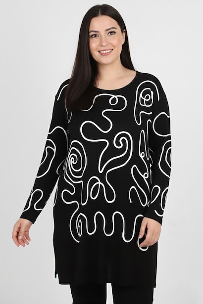 Büyük Beden Ön İşlemeli Bluz 