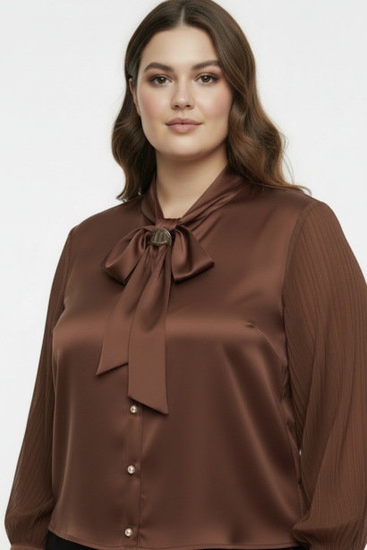 Büyük Beden Fularlı Ön Düğmeli Bluz  Kahverengi 4